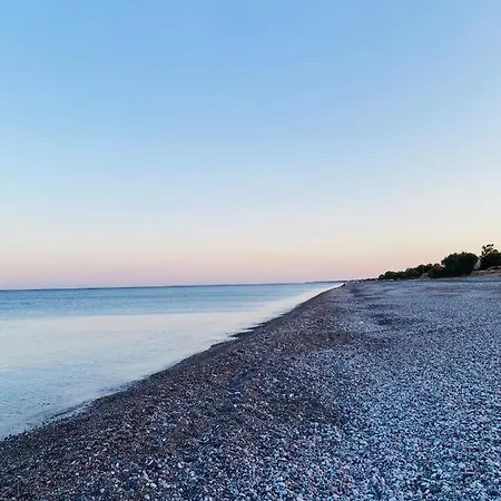 Irilena - 4bdr House