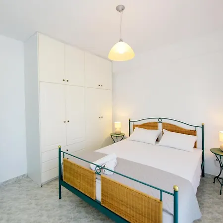 Irilena - 4bdr House