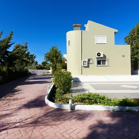 Irilena - 4bdr House Gennadi