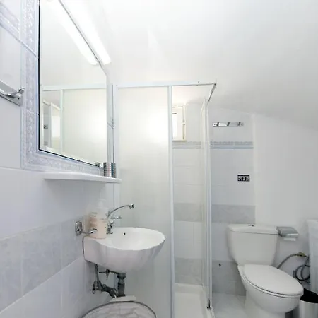 Irilena - 4bdr House וילה גנאדי