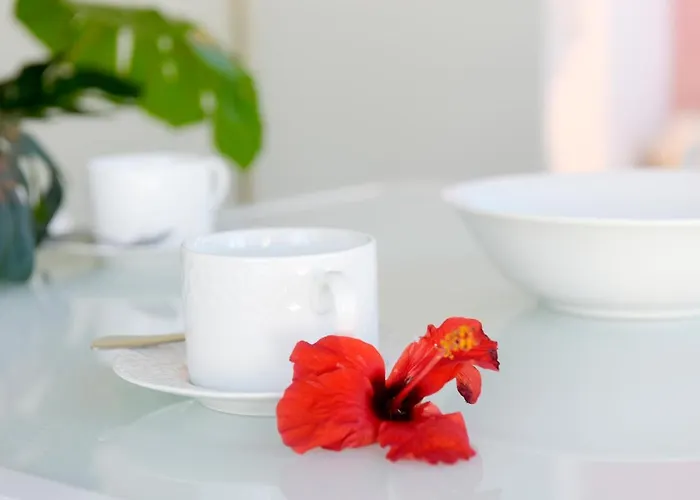 Villa Irilena - Beach House With Private Pool Willa *