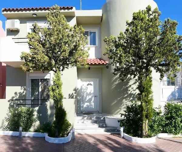 Villa Irilena - BEACH HOUSE WITH PRIVATE POOL * Gennadi