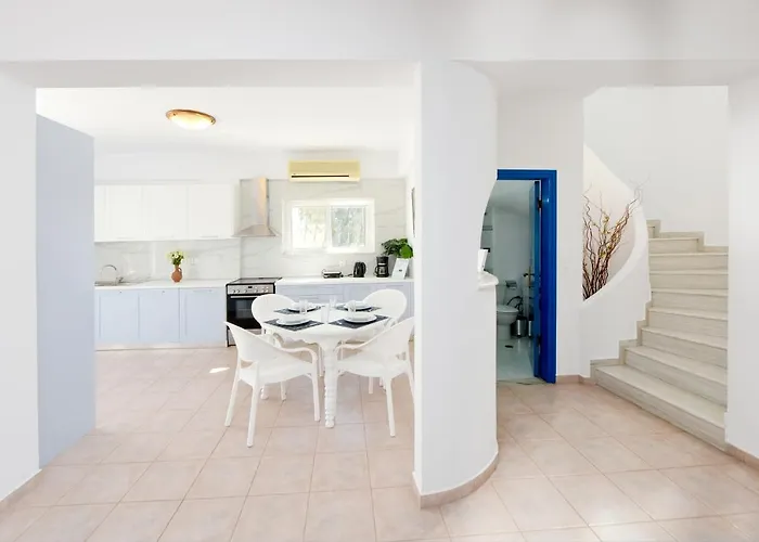 Villa Villa Irilena - BEACH HOUSE WITH PRIVATE POOL Gennadi