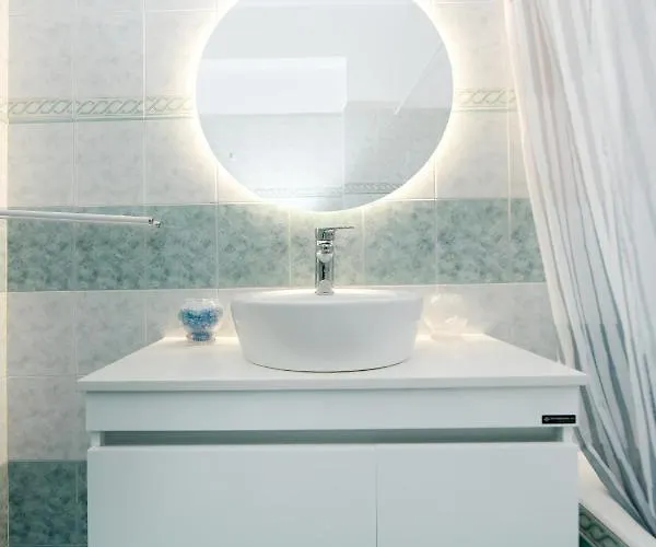 Villa Irilena - Beach House With Private Pool * Jenadi