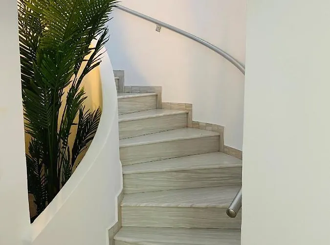 Villa Irilena - Beach House With Private Pool *